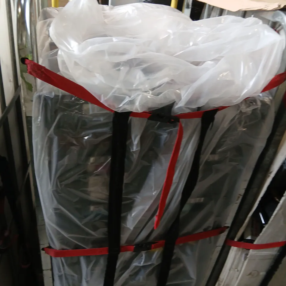 LARGE QUANTITY OF ASSORTED VITAMINS AND SUPPLEMENTS