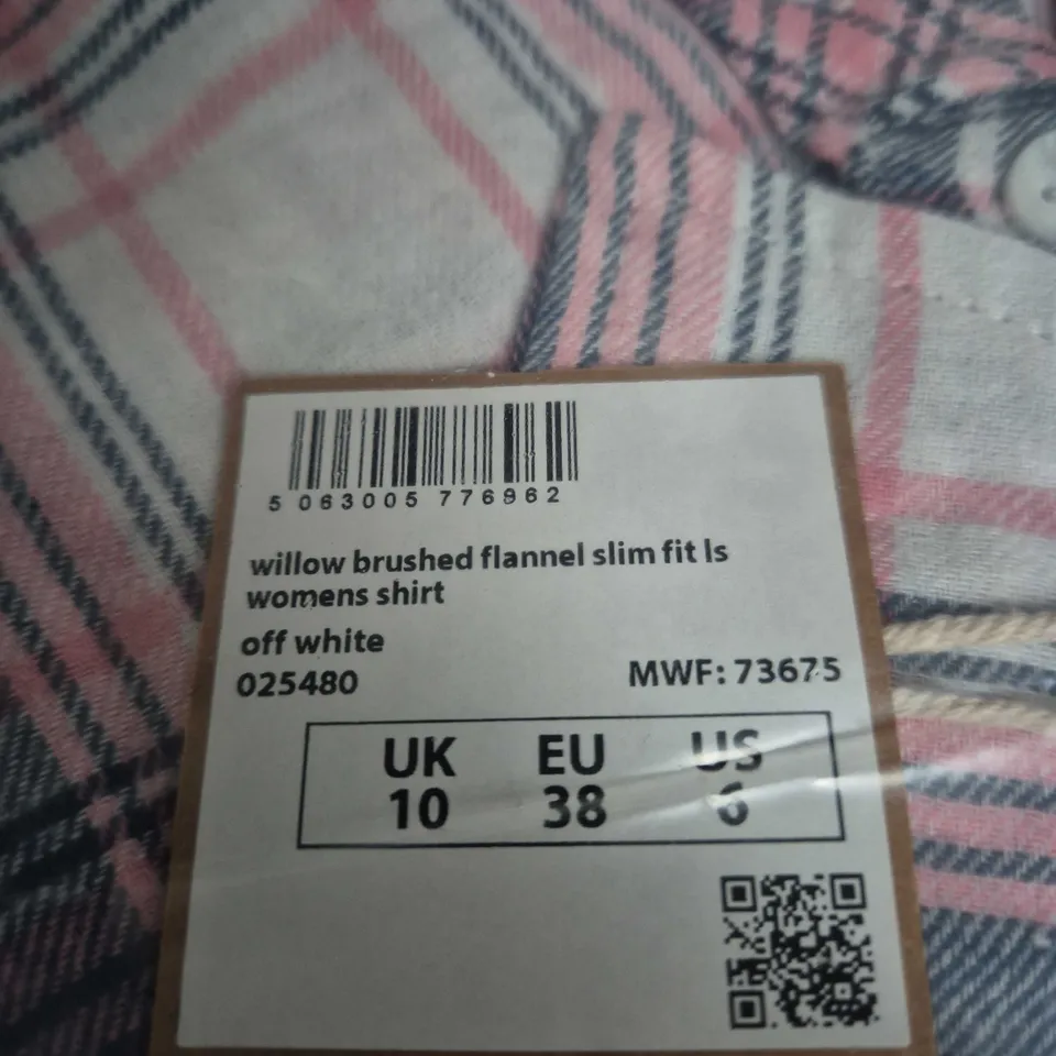 WILLOW BRUSHED FLANNEL SLIM-FIT LONG-SLEEVE WOMEN'S SHIRT – OFF WHITE/PINK PLAID (UK 10)