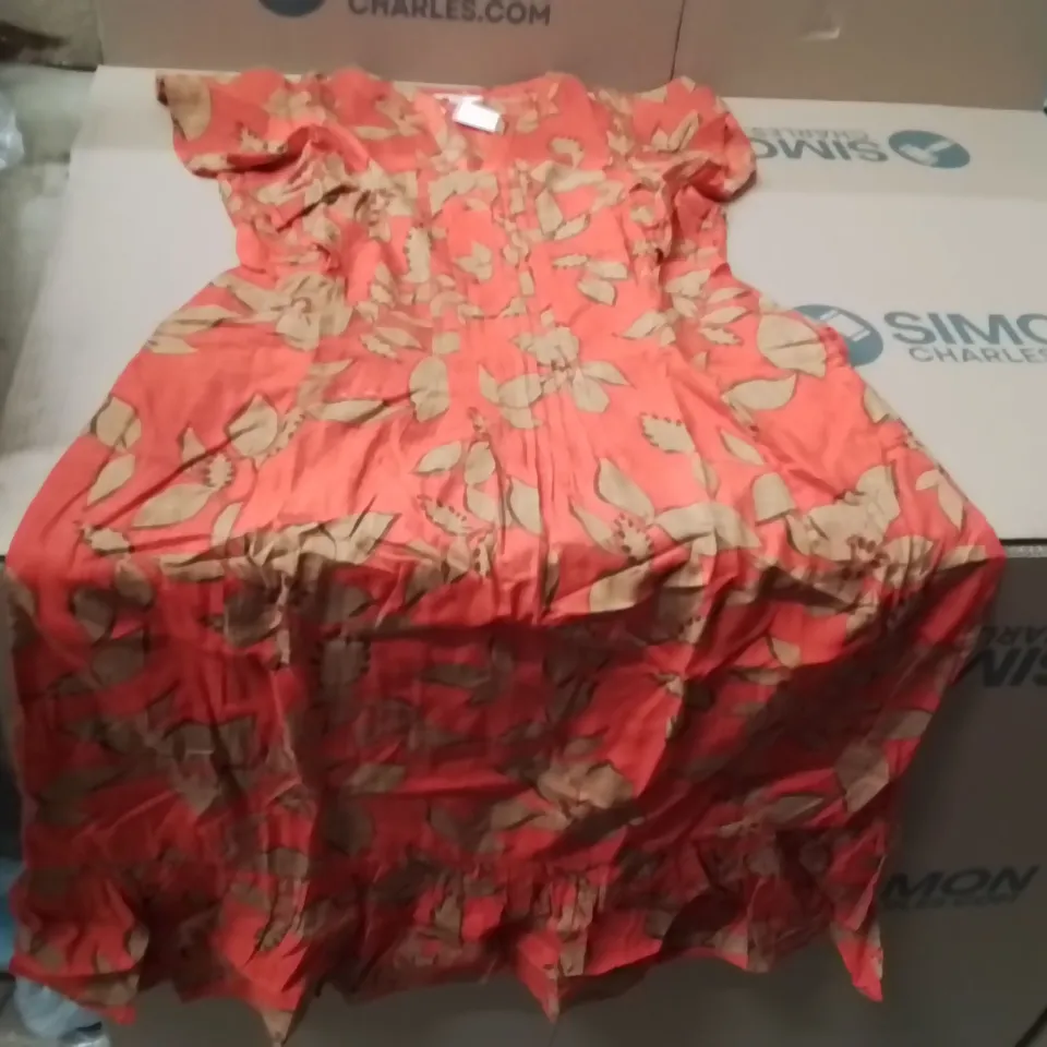 BOXED BRAND NEW APPROXIMATELY 16 JULIPA FLUTTER SLEEVE DRESS RED PRINT SIZE 14