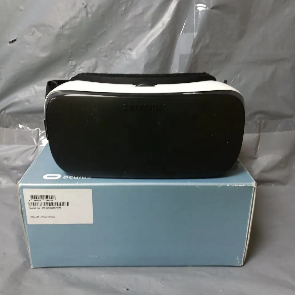 SAMSUNG GEAR VR OCULUS