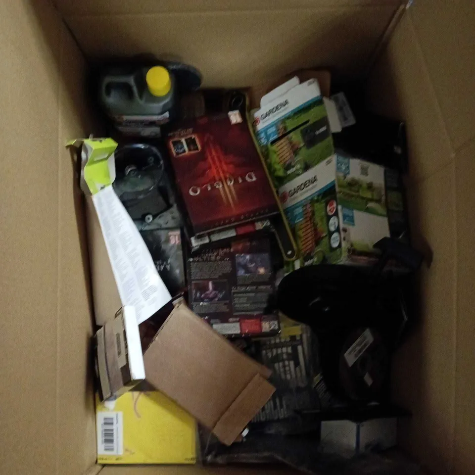 BOX OF ASSORTED HOUSEHOLD PRODUCTS INCLUDING: JACK, LED BRICKLIGHT AND INSECT KILLER