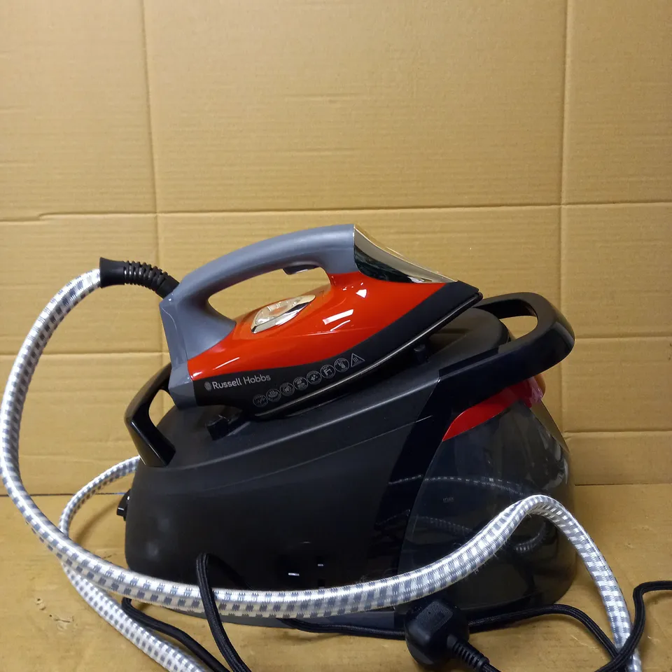 RUSSELL HOBBS QUIET SUPER STEAM PRO IRON