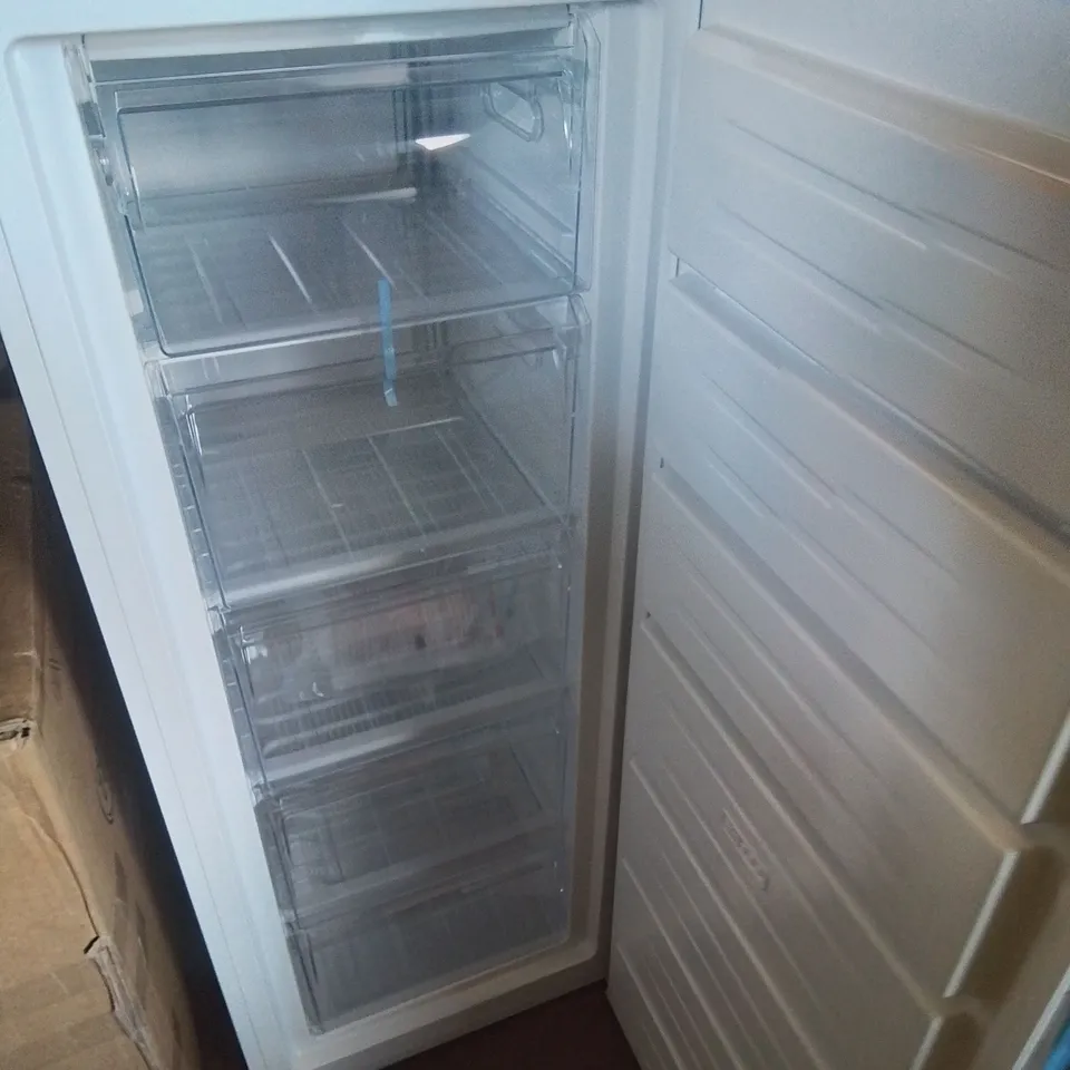 ENGLISH ELECTRIC TALL FREEZER WHITE EEF170H