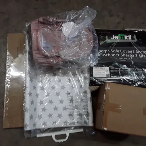 PALLET TO CONTAIN AN ASSORTMENT OF HOUSEHOLD ITEMS TO INCLUDE BABY CHANGING MAT, SOFA COVER, BAG AND FOOD STORAGE CONTAINERS