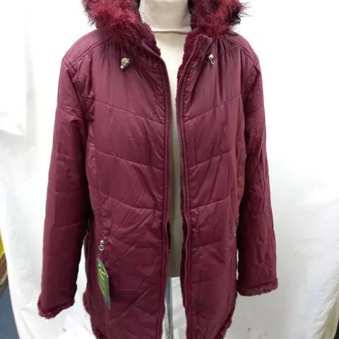 REGATTA CHARLIZE ZIP THROUGH COAT IN CLARET - UK 20