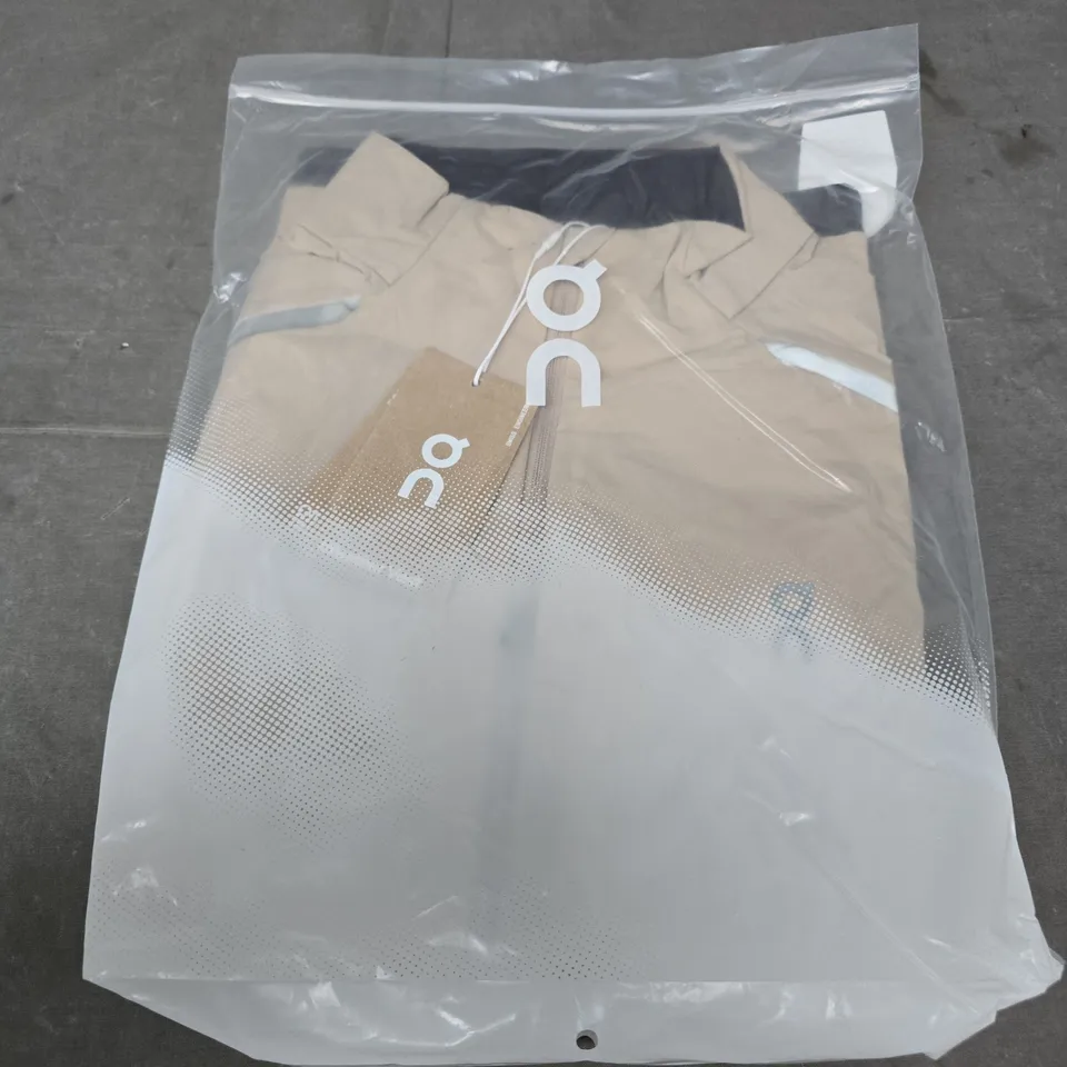 ON CLOUD WEATHER VEST DESERT ECLIPSE – WOMEN'S M