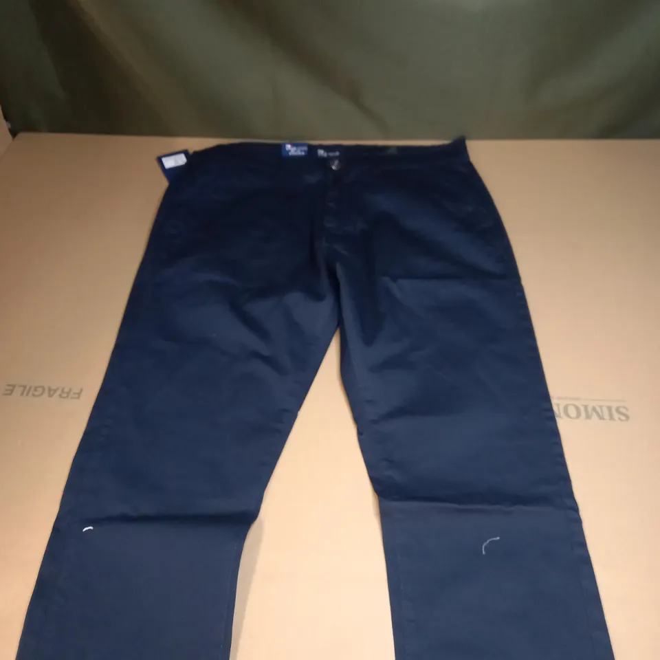 MENS ENZO STRETCJ NAVY BLUE JEANS SIZE 34S