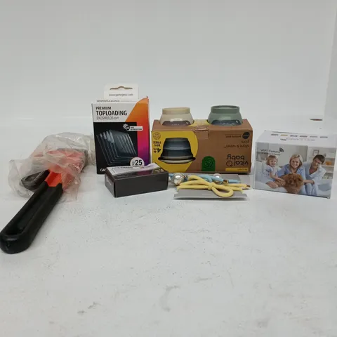 TOTE OF APPROXIMATELY 15 ASSORTED ITEMS TO INCLUDE WIFI CAMERA, MKA TORCH, VITAL BABY POTS, OLIVER BONAS HAIR BANDS ETC