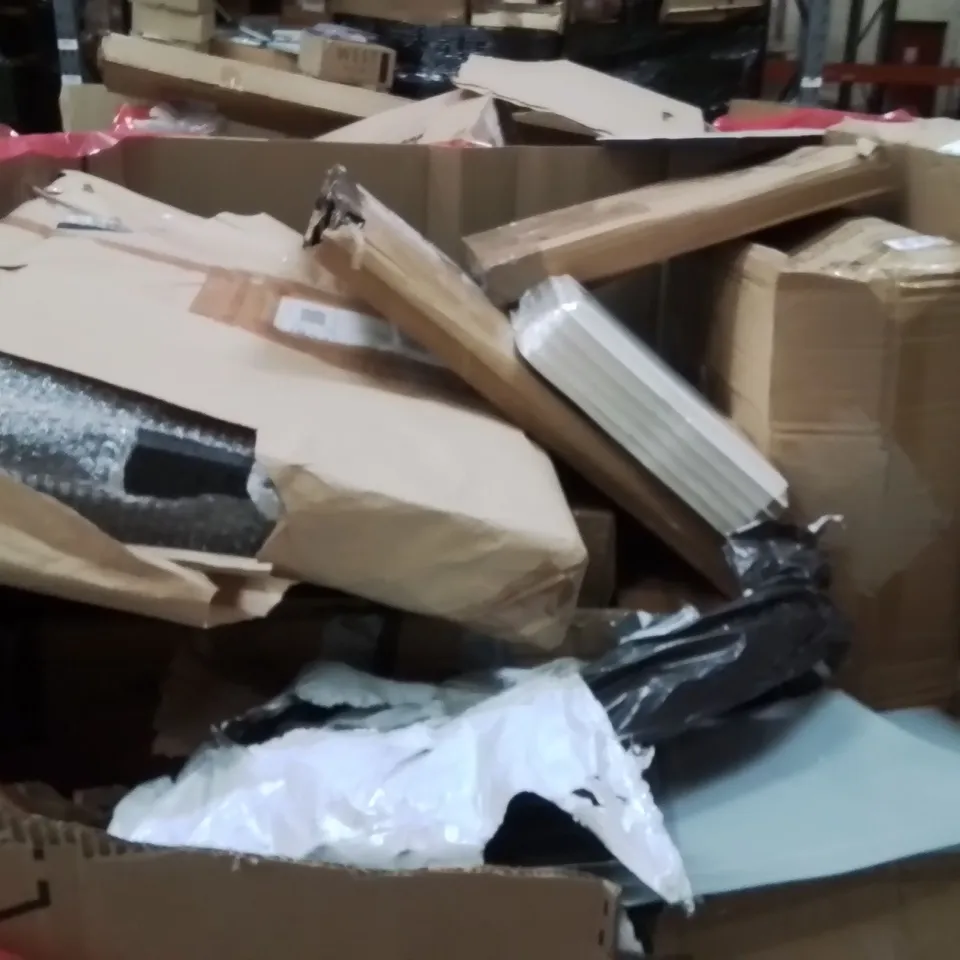 PALLET OF ASSORTED HOUSEHOLD GOODS AND PRODUCTS TO INCLUDE;TENNIS RACKETS,PORTABLE BATHTUB,AIR COOLER