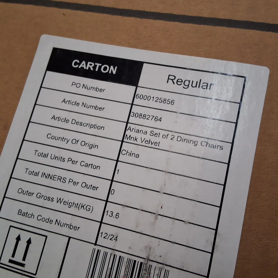 PALLET OF ASSORTED SOFA AND FLAT PACK FURNITURE PARTS TO INCLUDE DINING CHAIRS AND FOLDING BED