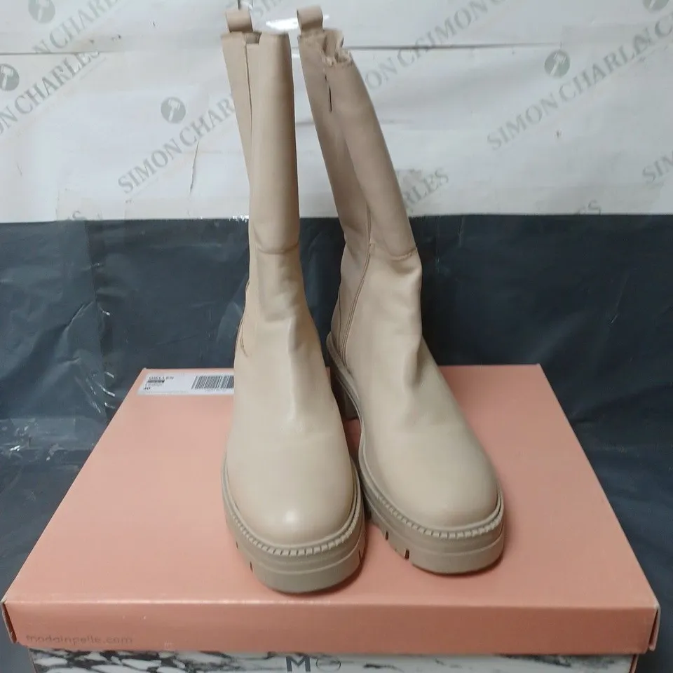 MODA IN PELLE GIELLEN LEATHER BOOTS CREAM SIZE EU 40
