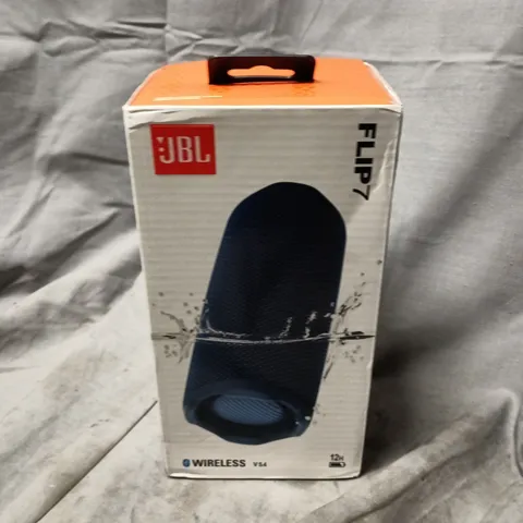 BOXED JBL FLIP7 IN BLUE