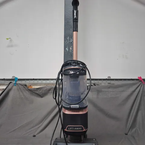 UNBOXED SHARK VACUUM CLEANER 