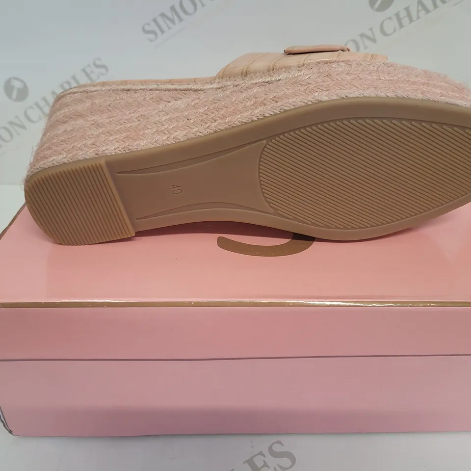 BOXED STEPHAN ROCK CROCK ROSE PINK PLATFORM SHOES - SIZE 40