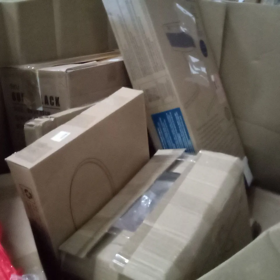 UNPROCESSED PALLET OF ASSORTED HOUSEHOLD GOODS TO INCLUDE GAMING CHAIR, TOILET SEAT, AND BASSLNEST FLEX SLEEPER