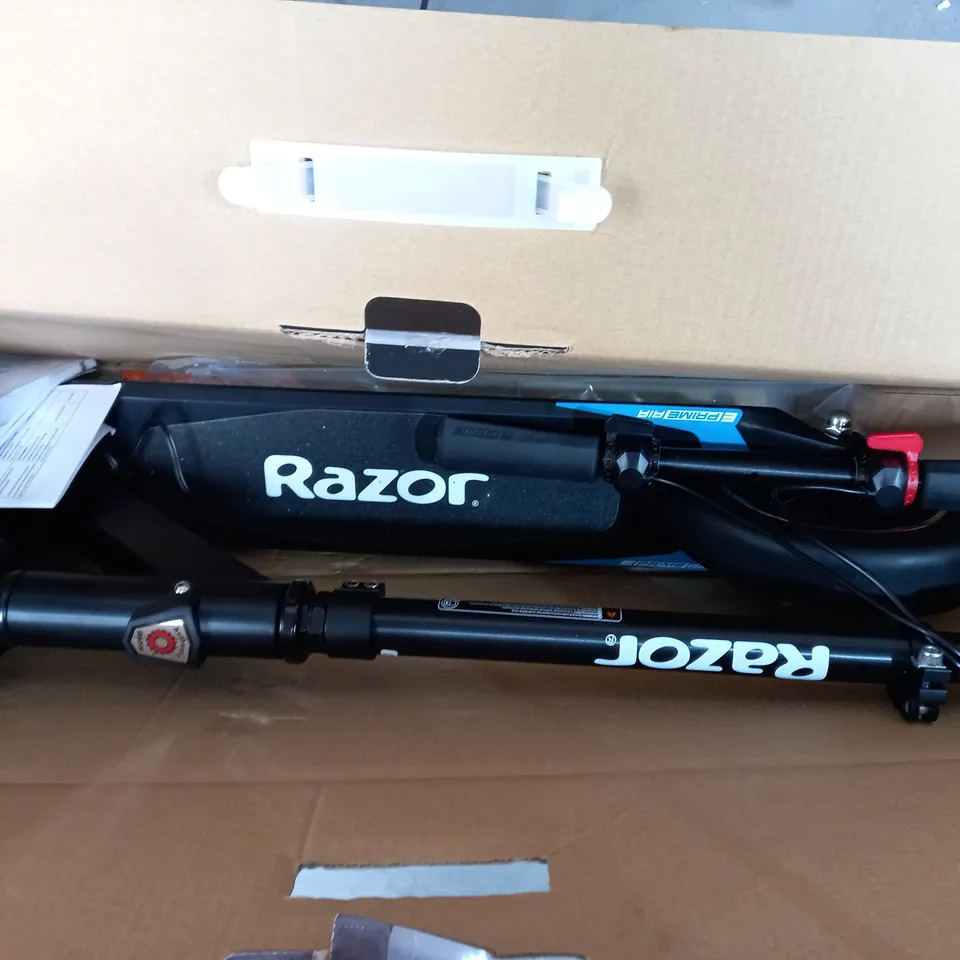 RAZOR E-PRIME AIR ELECTRIC FOLDING SCOOTER RRP £499.99