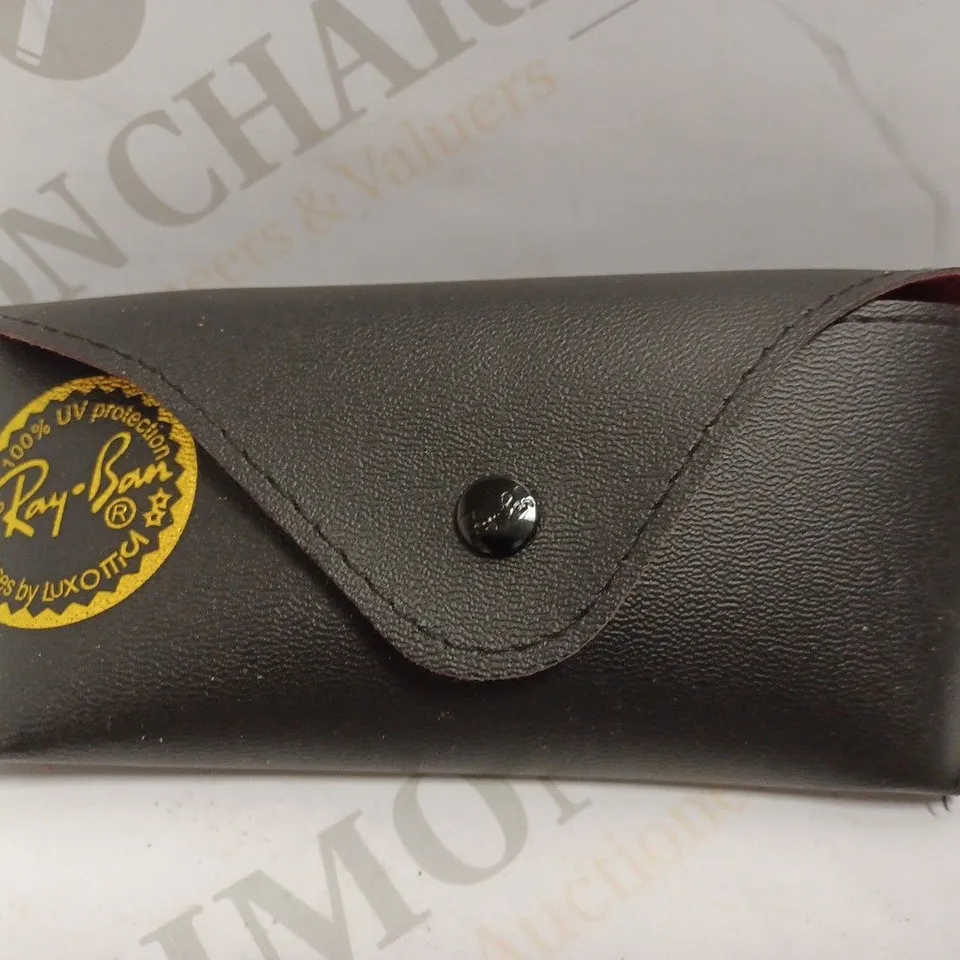 RAYBAN BLACK SUNGLASSES WITH CASE
