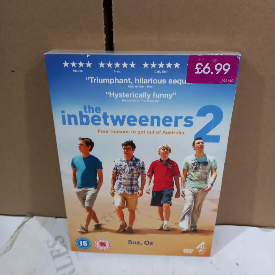 LOT OF APPROXIMATELY 26 THE INBETWEENERS 2 DVD