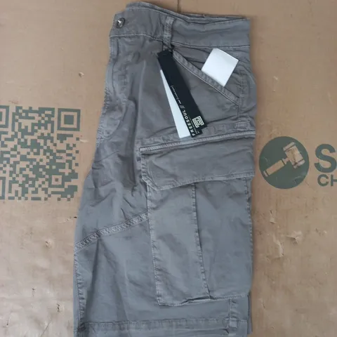 FREESOUL ROCKET SHORTS IN WILD DOVE GREY SIZE 34