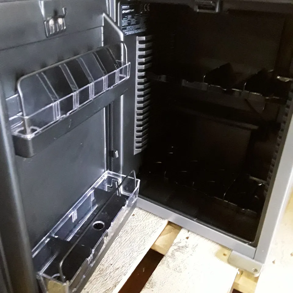 SMARTCUBE SC40 MINIBAR