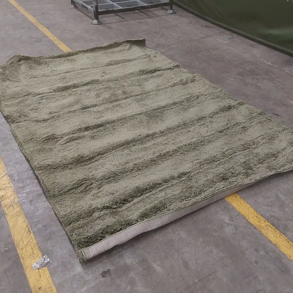 QUALITY DESIGNER AREA RUG - APPROXIMATELY 285 x 200cm