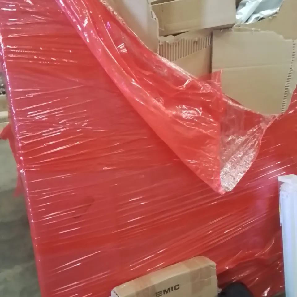 PALLET OF ASSORTED HOUSEHOLD GOODS AND PRODUCTS TO INCLUDE;ROLLER BLIND,TOILET SEAT,POPUP TENT