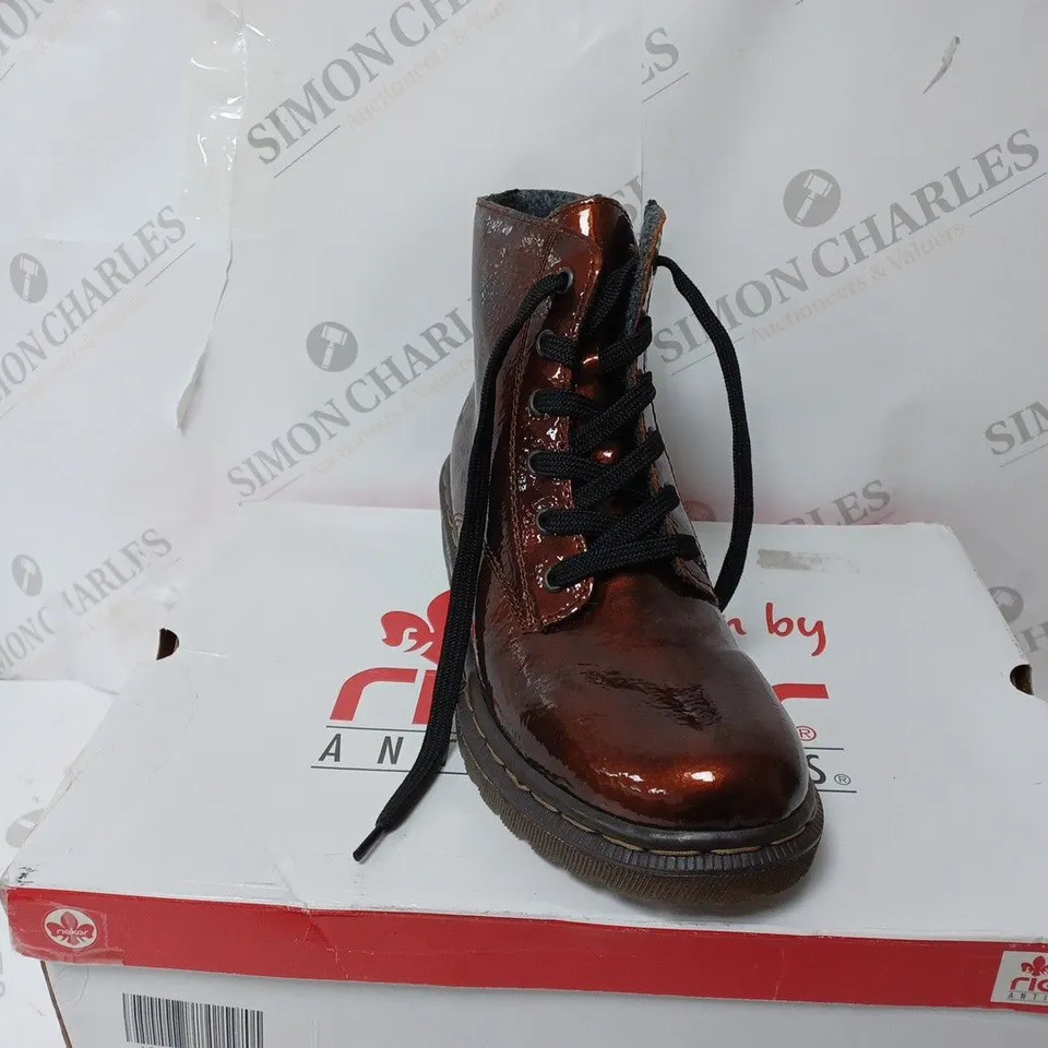 PAIR OF RIEKER LACE ANKLE BOOTS IN BRONZE - 6.5