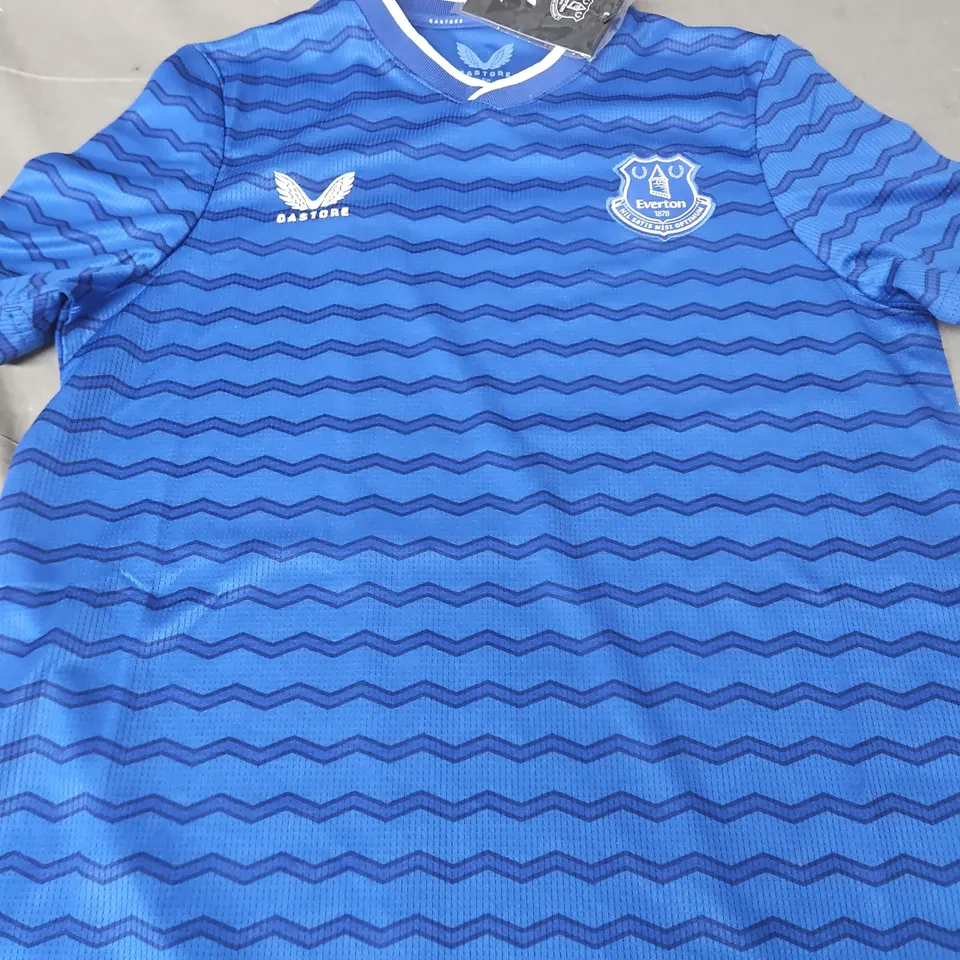 EVERTON FC BLUE FOOTBALL JERSEY WITH SAXON ON BACK – SIZE JL