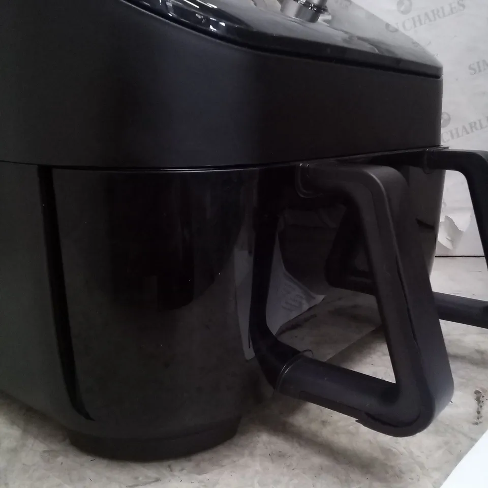 INSTANT VORTEX 8 IN 1 DUAL AIR FRYER 7.6L 