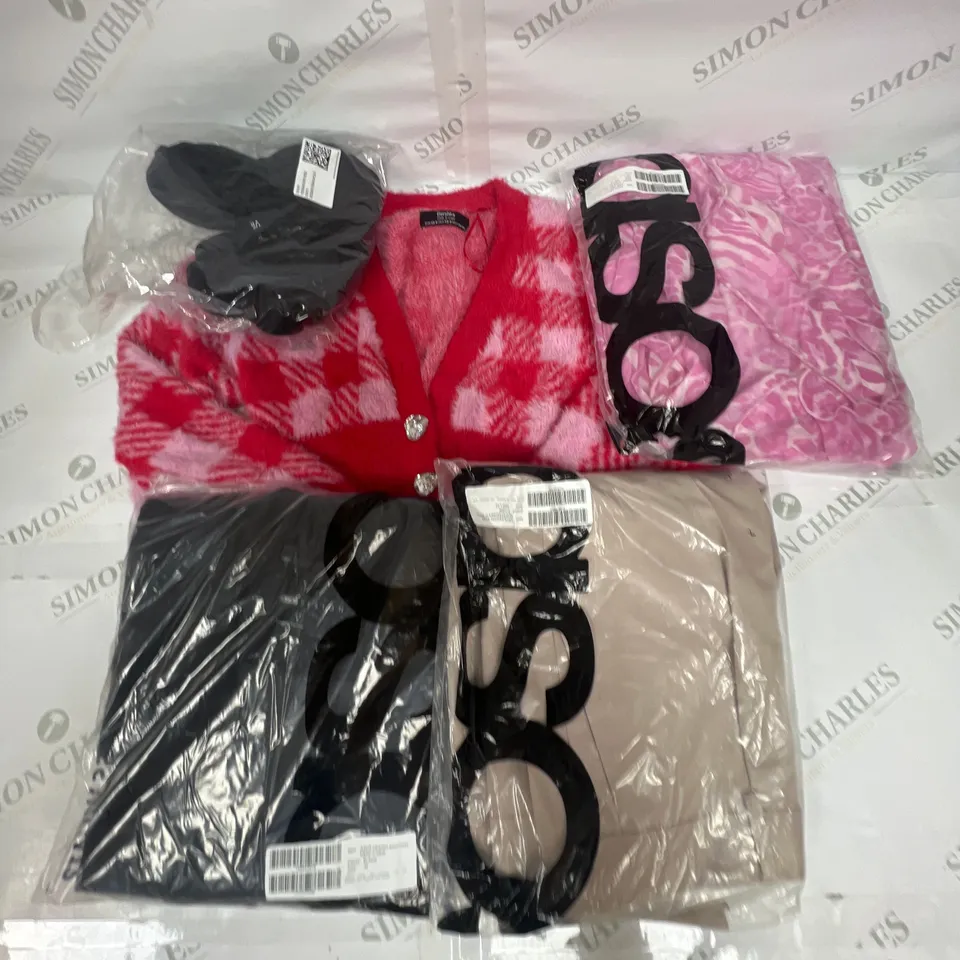 LARGE BOX OF ASSORTED CLOTHING TO INCLUDE H&M, ASOS AND BERSHKA 