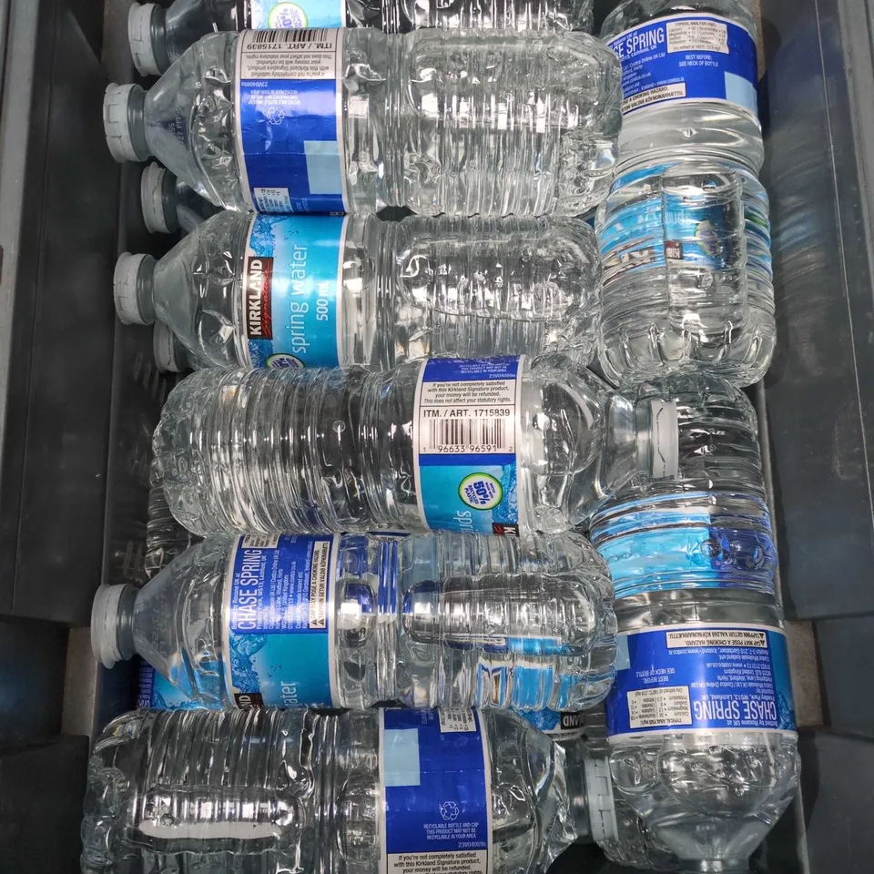 TOTE OF APPROXIMATELY 10 BOTTLES OF KIRKLAND SPRING WATER 500ML PER BOTTLE