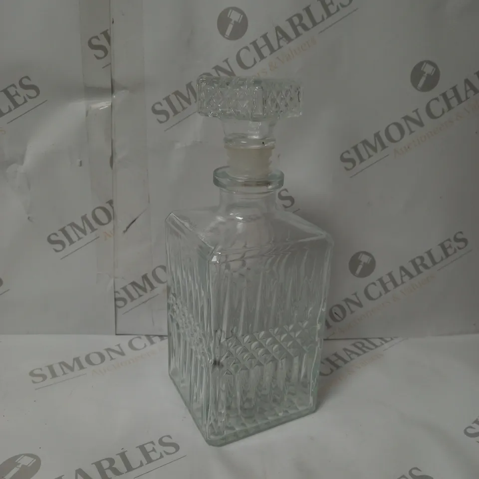 BOXED WHISKEY DECANTER 