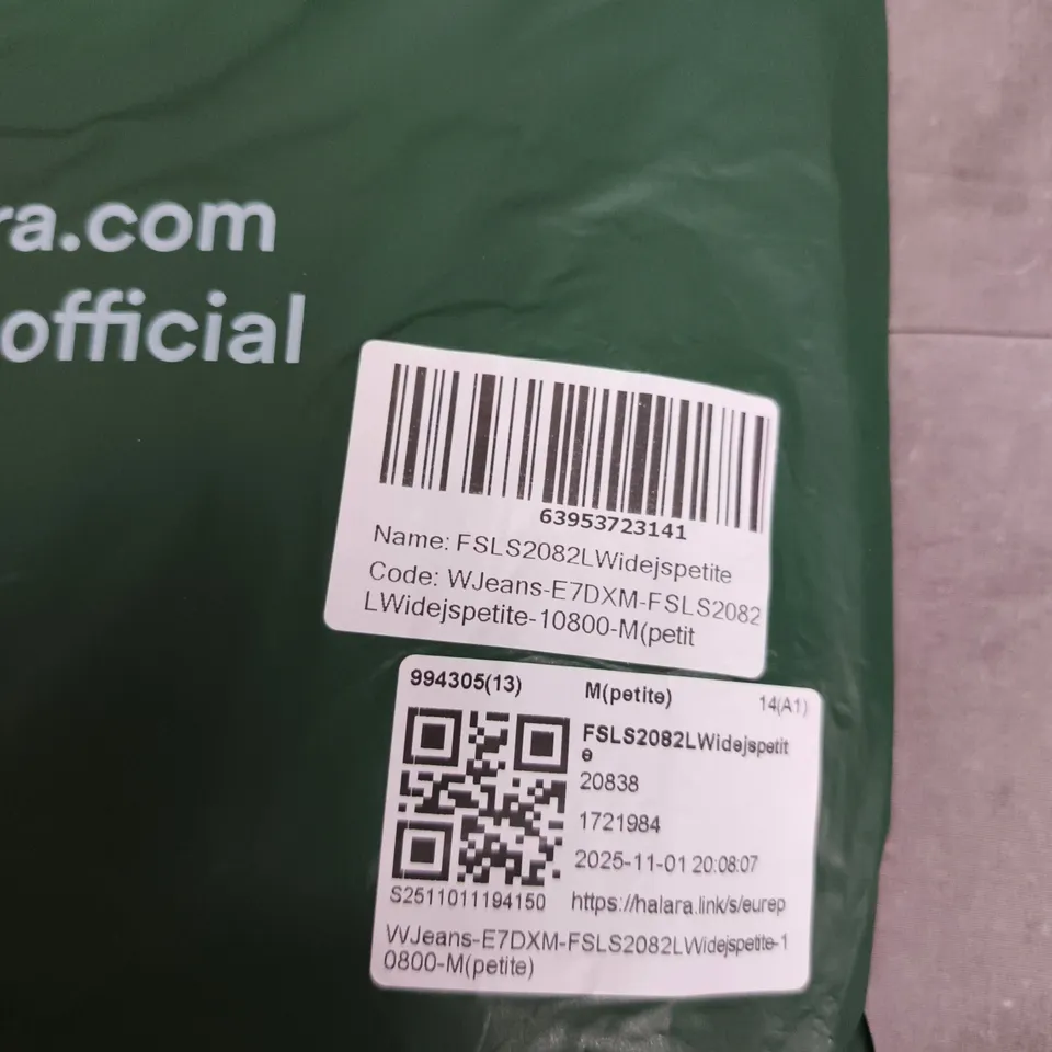 HALARA WIDE LEG JEANS – PETITE, UK M