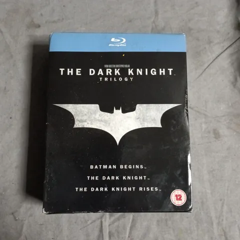 THE DARK KNIGHT TRILOGY BLU-RAY BOX SET