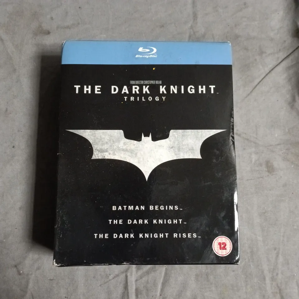 THE DARK KNIGHT TRILOGY BLU-RAY BOX SET 