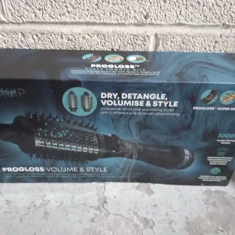 BOXED REVAMP PROFESSIONAL PROGLOSS VOLUME AND STYLE 1000W HOT BRUSH STYLER