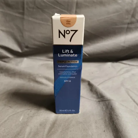 NO7 LIFT & ILLUMINATE SERUM FOUNDATION SPF 15 – COOL IVORY - 30ML