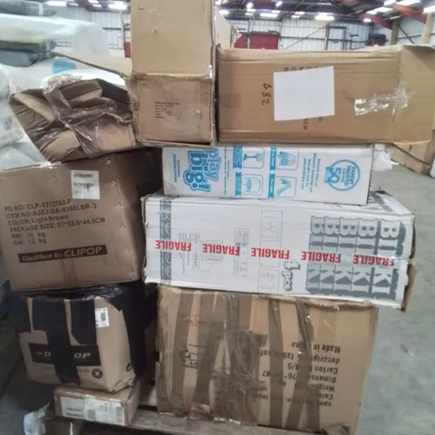 PALLET OF ASSORTED ITEMS TO INCLUDE DIRT DIGGERS SANDBOX, KIDS SCOOTER AND OFFICE CHAIR