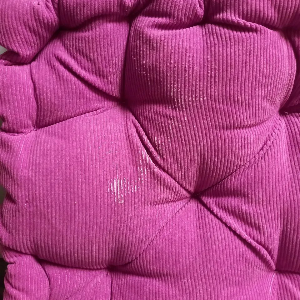 TYPO FLOOR CUSION IN PINK CORDUROY 