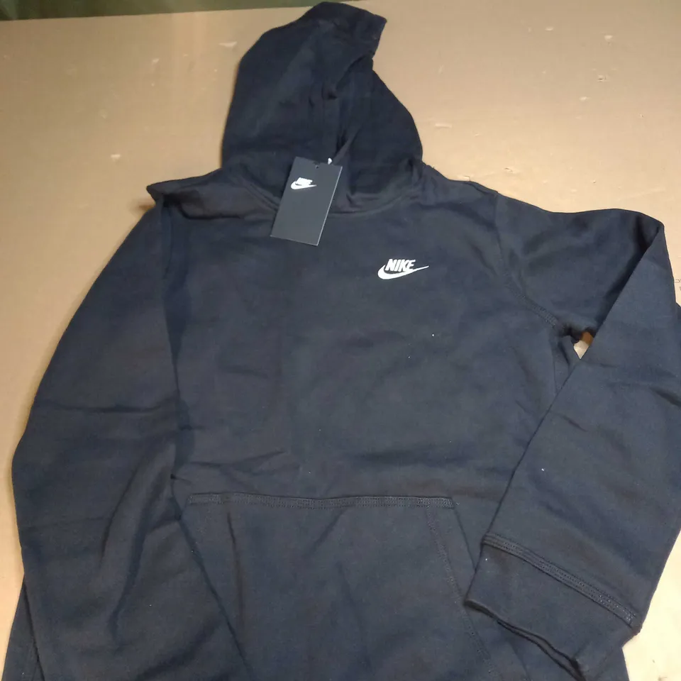 NIKE BOYS BLACK HOODIE - SIZE KIDS XL