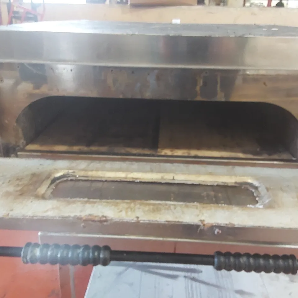 PRISMAFOOD BASIC 6 230V1PH COMMERCIAL ELECTRIC PIZZA OVEN WITH PORTABLE STAND