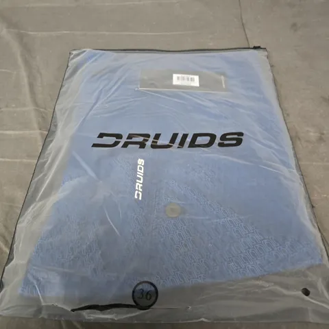 DRUIDS CLIMA TOUR WINNER SHORTS – NAVY, UK 36