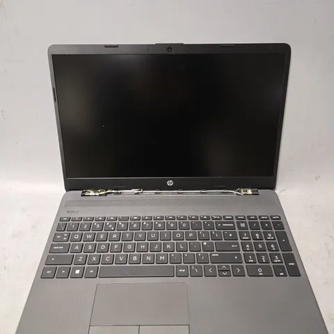 HP 255 G9 LAPTOP