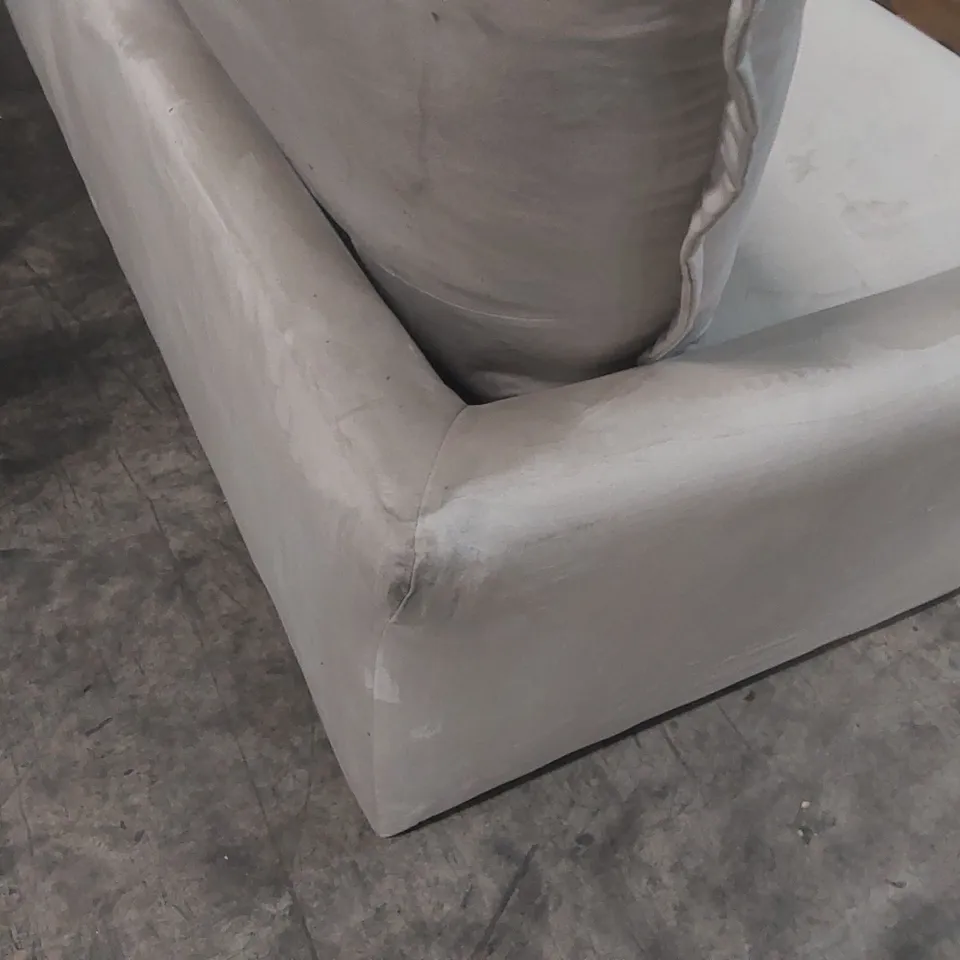 QUALITY DESIGNER 3 SEATER VELVET SOFA