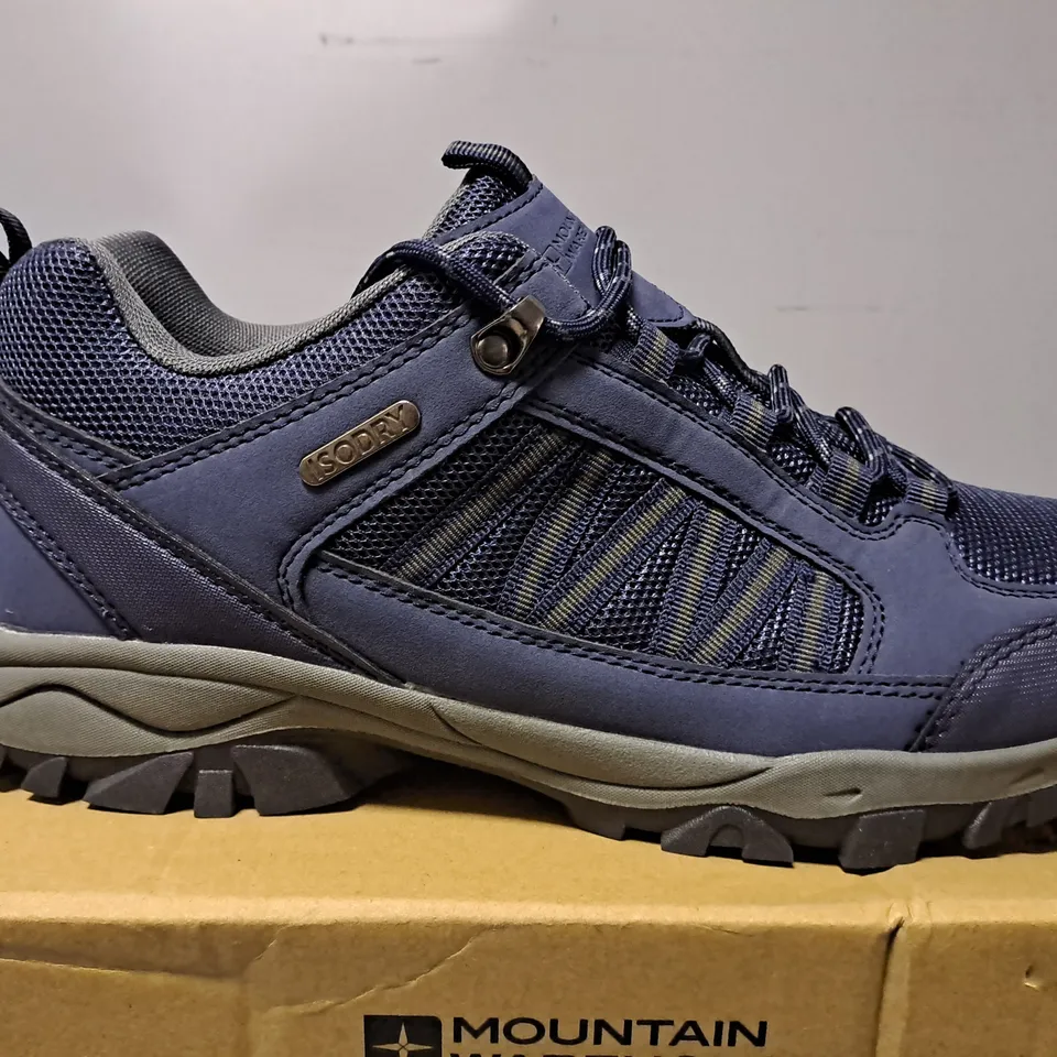 BOXED MOUNTAIN WAREHOUSE NAVY WALKING BOOTS - SIZE UK 10