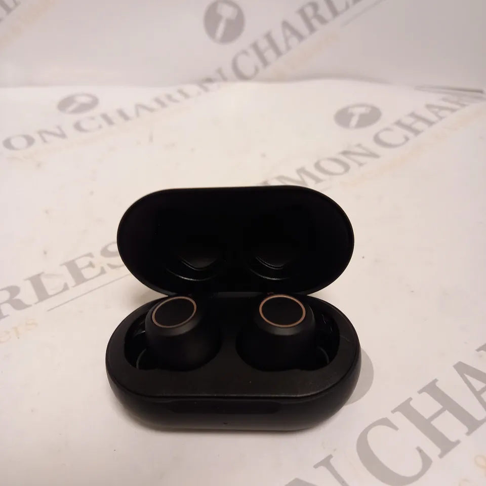 BOXED ASDATECH TRUE WIRELESS EARPHONES & CHARGING CASE 