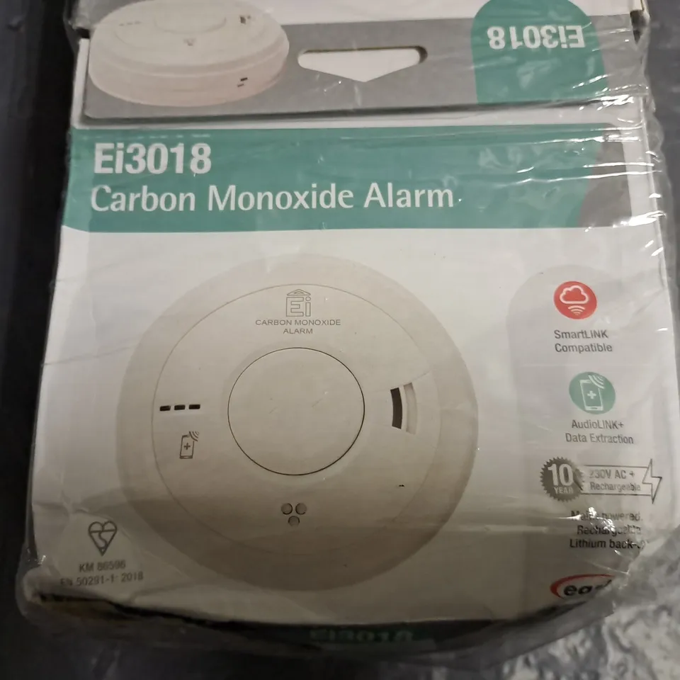 LOT OF 4 CARBON MONOXIDE ALARMS