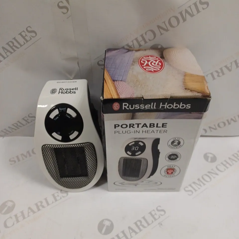 BOXED RUSSELL HOBBS PORTABLE PLUG IN HEATER 