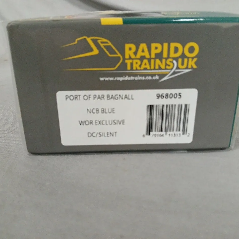 RAPIDO TRAINS UK PORT OF PAR BAGNALL 0-4-0ST OO GAUGE LOCOMOTIVE – NCB BLUE, BOXED