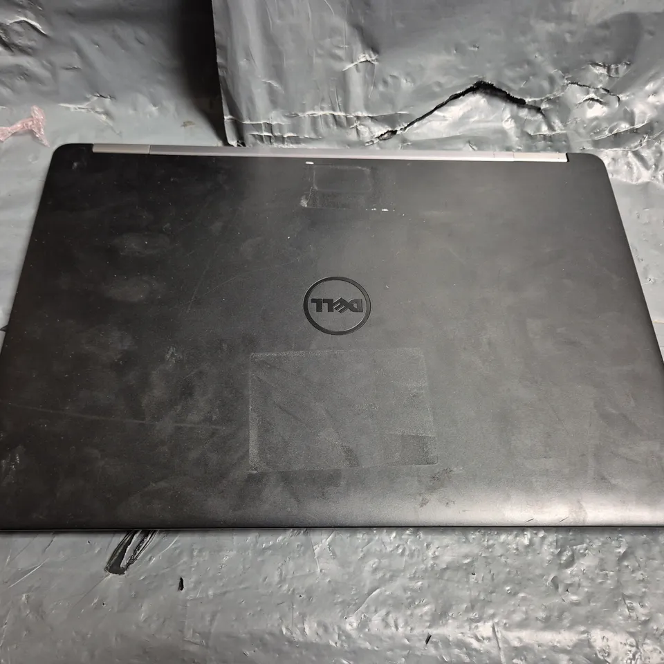 DELL LATITUDE E5570 LAPTOP